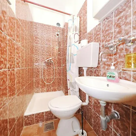 Bed&Breakfast Drage Couette-café