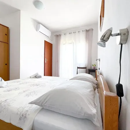 Bed&Breakfast Drage 3* Drage