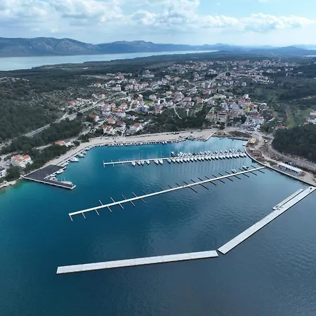 Bed&Breakfast Drage Oda ve Kahvaltı Drage