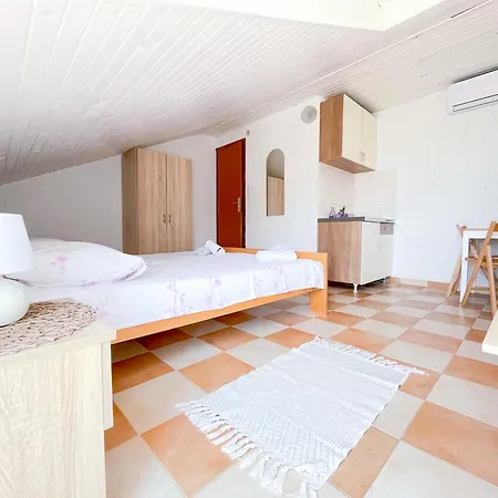 Bed&Breakfast Drage 3* Drage