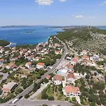 Bed&Breakfast Drage 3* Drage