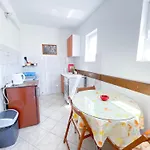 Bed&Breakfast Drage 3* Drage